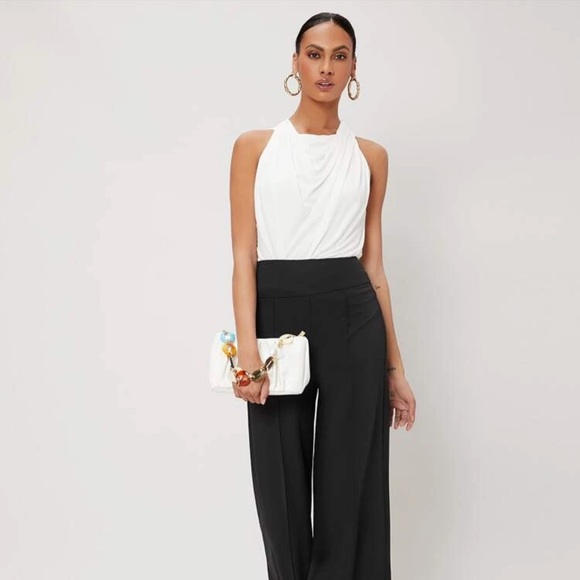 🌟MOTF PREMIUM TWIST HOOP EARRINGS🌟 - Picture 4 of 10